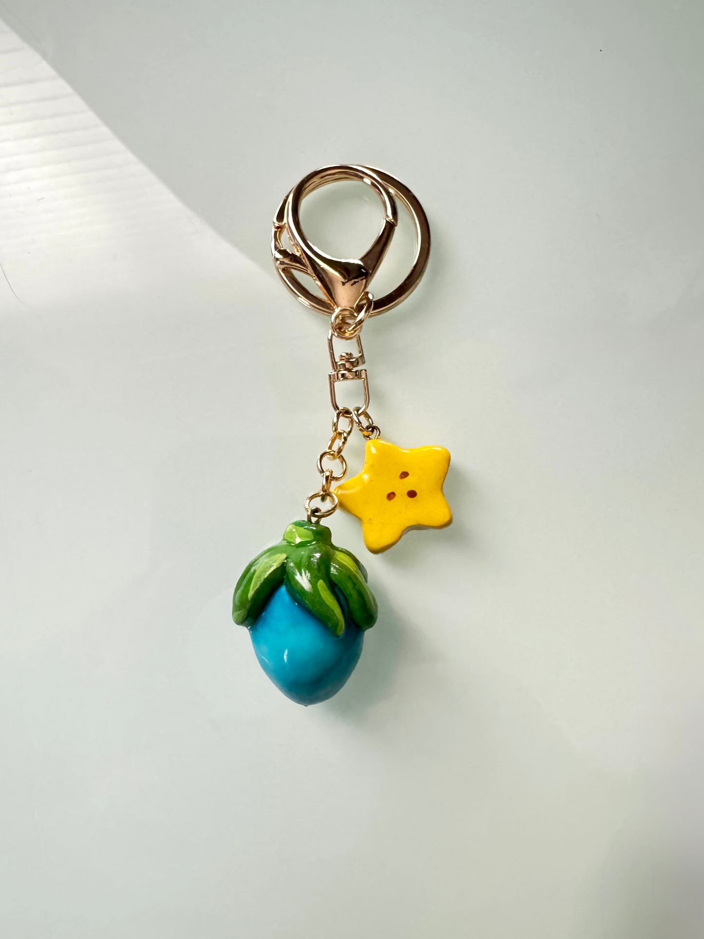 Cyan Fruit & Starfruit Dual-Charm Keychain