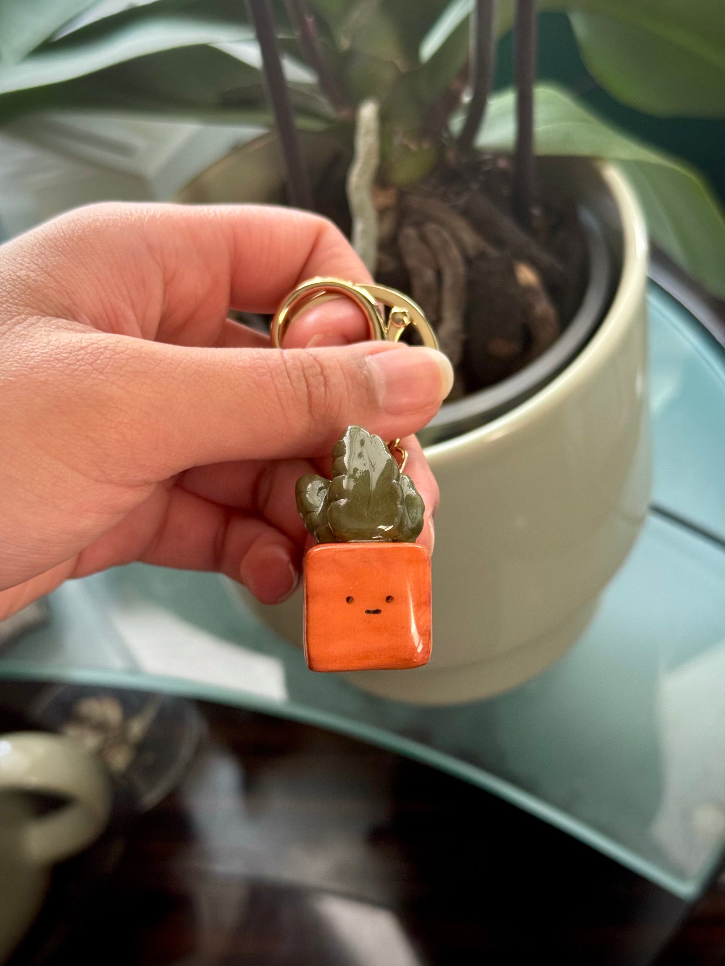 Carl the Carrot Keychain [Made-to-order]