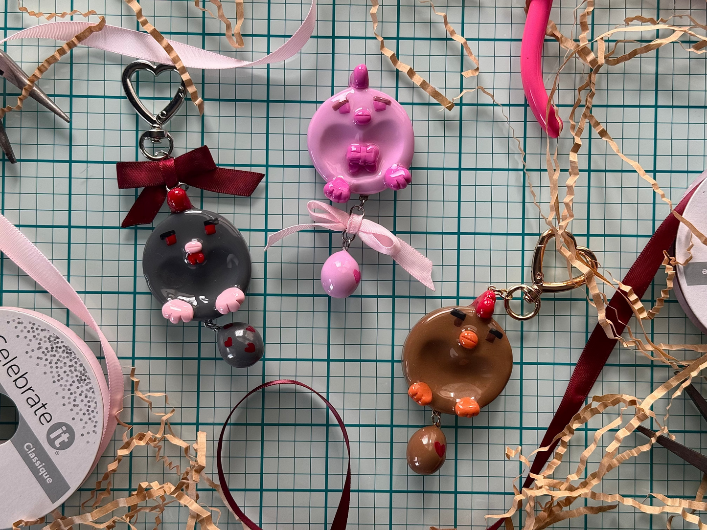 [PRE-ORDER] Pixel Chicken Worry Stone: Love Bird Series - "Dawn" (Brown)