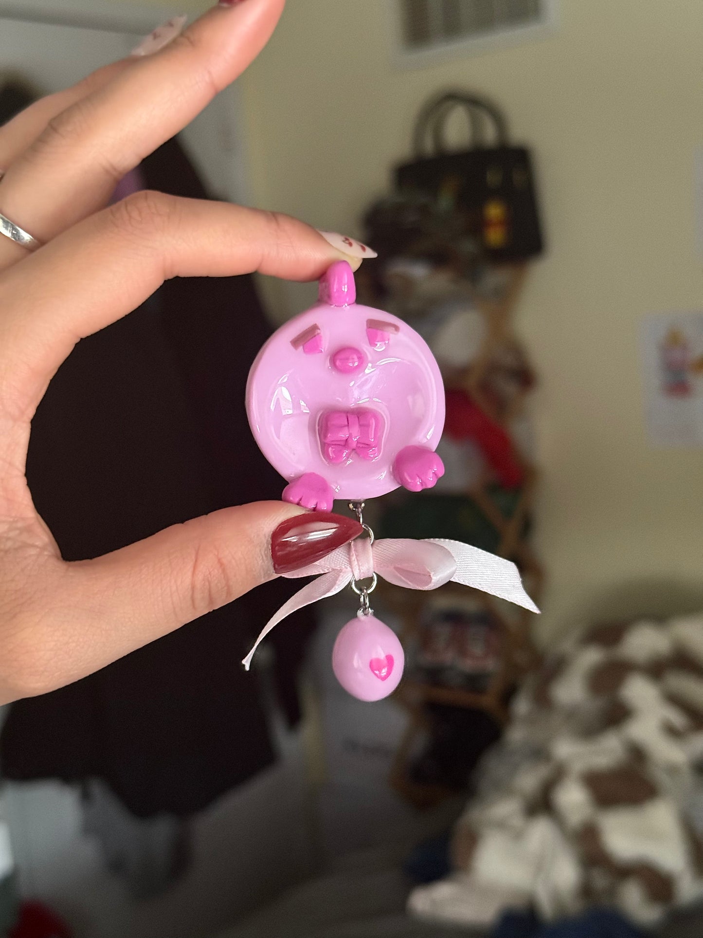 [PRE-ORDER] Pixel Chicken Worry Stone: Love Bird Series - "Pinky" (Pink)